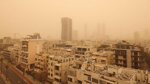 Severe dust storm sweeps Israel with winds up to 62 mph, power outages reported in th