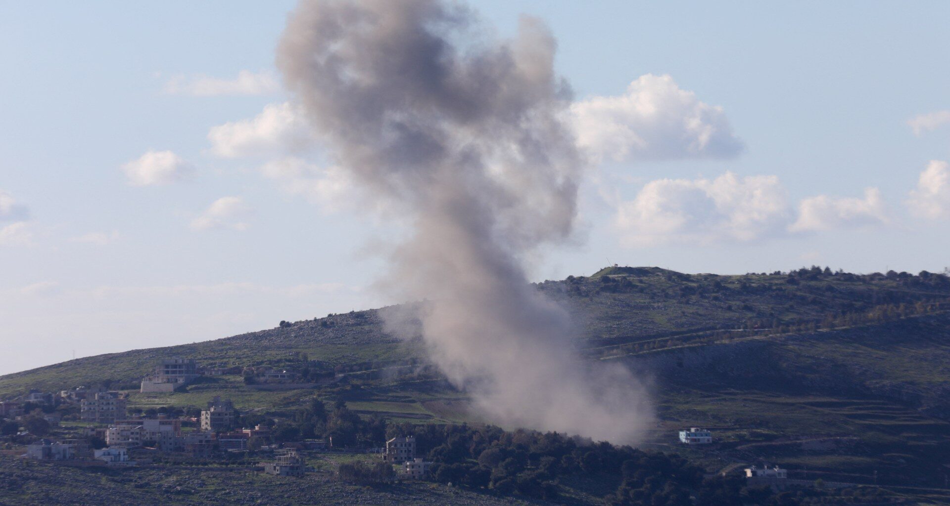 Israel unlawfully used white phosphorus in Lebanon: HRW | US-Israel war on Iran News
