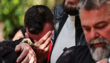 Death toll surpasses 1,000 in Lebanon as Israeli bombardment continues | Israel attacks Lebanon News