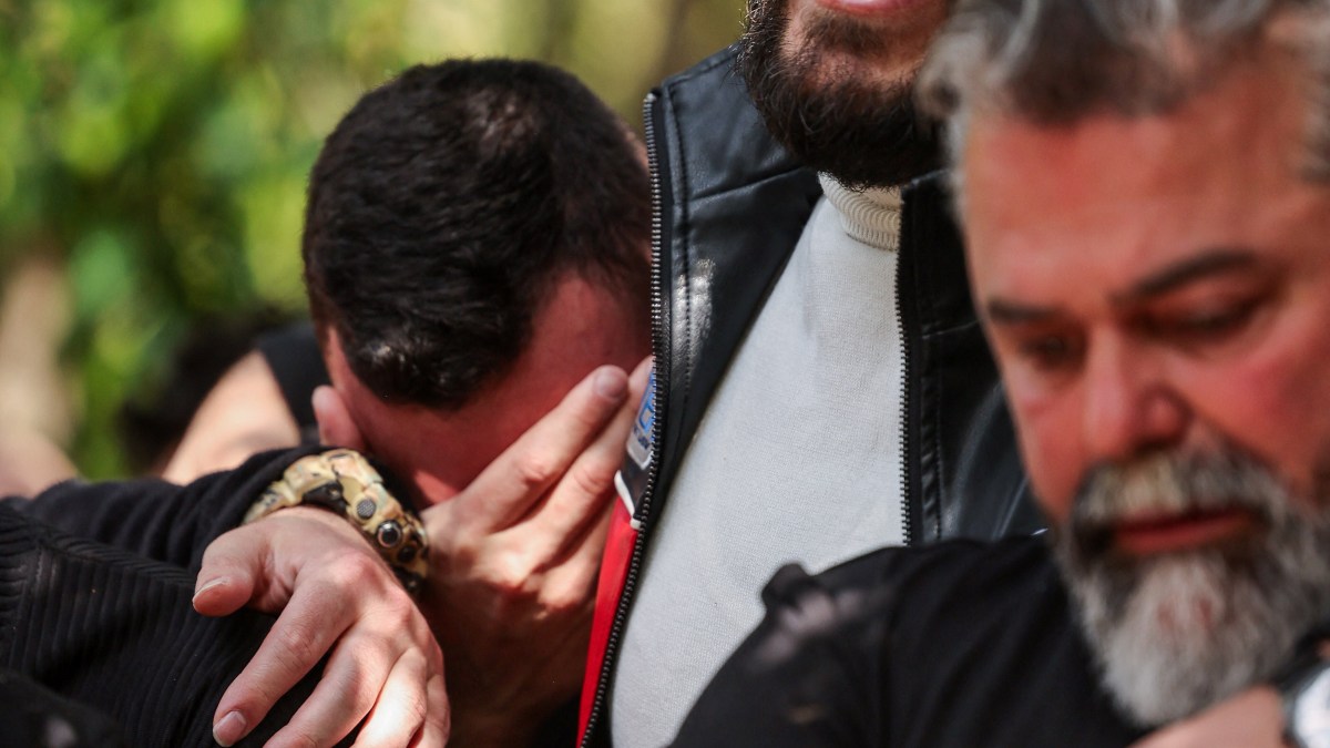 Death toll surpasses 1,000 in Lebanon as Israeli bombardment continues | Israel attacks Lebanon News