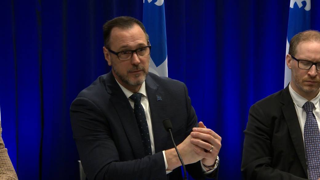 Click to play video: 'Quebec creates new committee to study whether secularism rules are being followed'