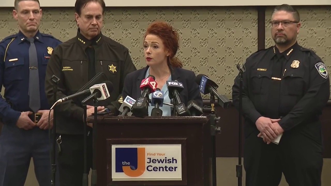 FBI update: Temple Israel attacker fatally shot himself during gunfight with guards