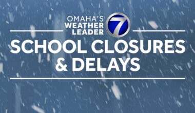 Metro-area schools announce closures, late starts