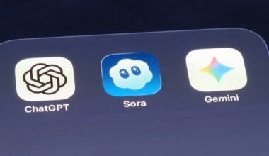 Sora, ChatGPT and Gemini app icons on screen.