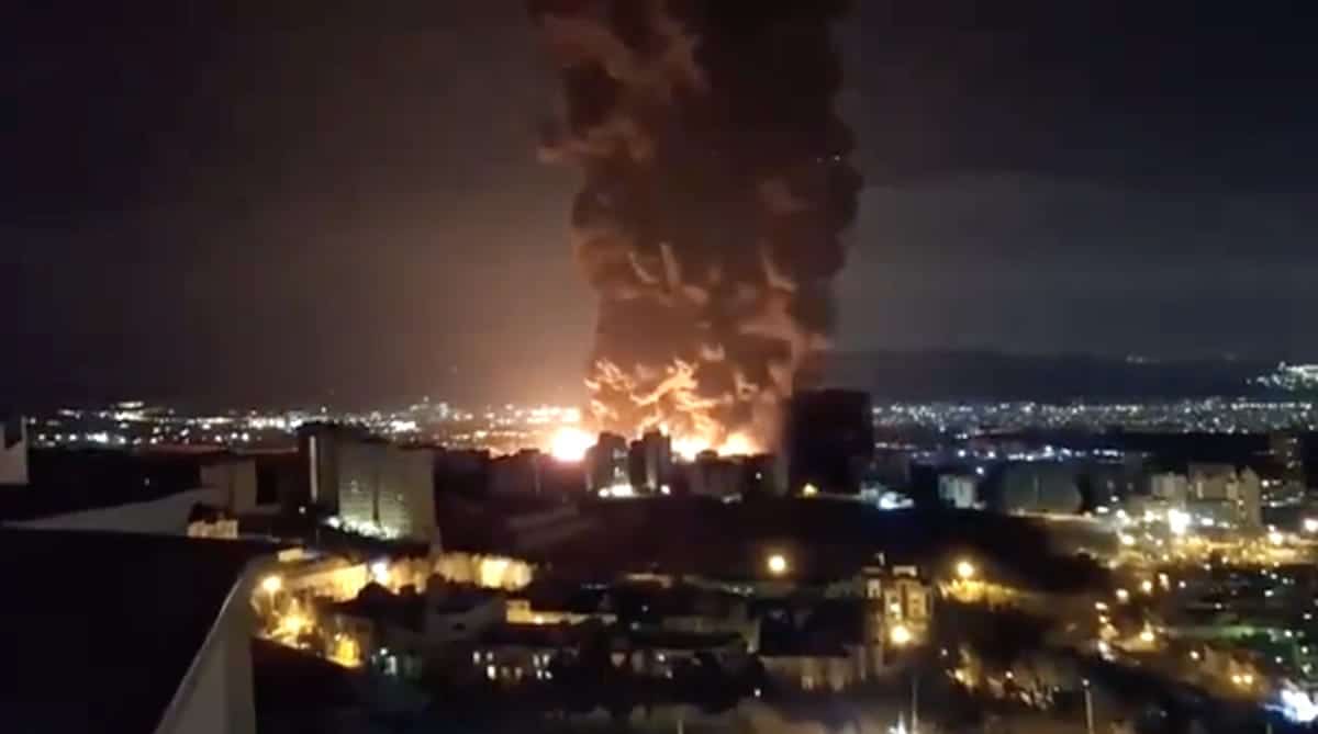 Oil facilities in Tehran on fire after U.S./Israel air strikes. March 2026 (Source: Social media)