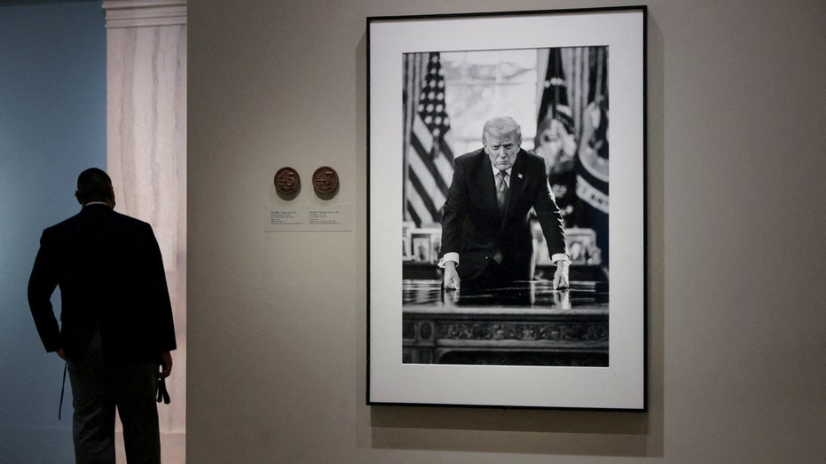 Trump's portrait in the Smithsonian National Portrait Gallery