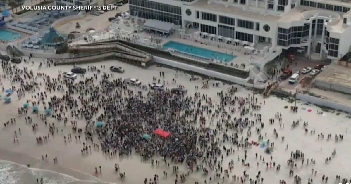 Massive spring break crowd flees Florida beach as "takeover" events cause chaos