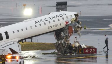 A LaGuardia crash kills 2, hurts dozens and closes the airport. Here's what to know - NPR