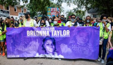 Federal prosecutors ask to dismiss charges against officers in Breonna Taylor raid : NPR