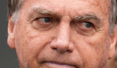 Brazil’s ex-President Bolsonaro is in intensive care with pneumonia, hospital says : NPR