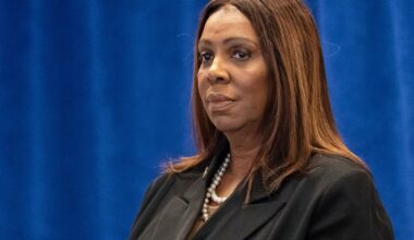 FCC approves merger of local television owners Nexstar and Tegna as two lawsuits seek to block it : NPR