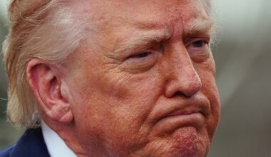 Trump delivers mixed messages about the war with Iran