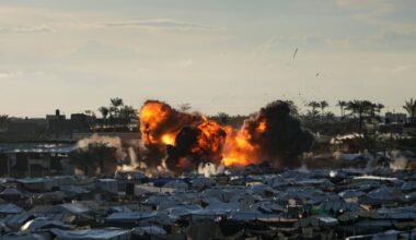 Hamas considers a disarmament plan that could set in motion Gaza's reconstruction