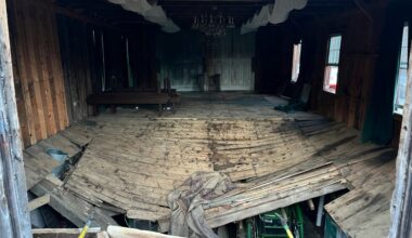 Six people injured as floor collapses at New Hampshire wedding venue