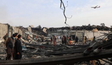 Airstrike on Kabul hospital leaves hundreds dead, officials say