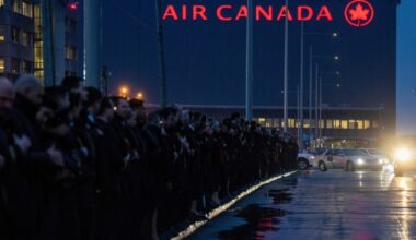 Air Canada says its CEO will retire in wake of his English-only crash message