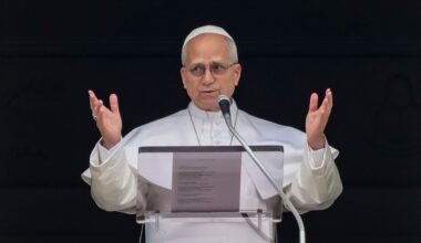 Pope Leo XIV demands end to war on Iran in appeal to leaders