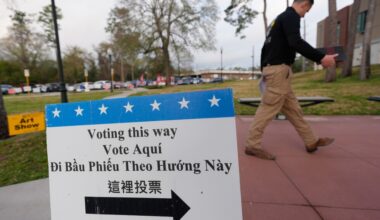 Midterm election live updates: Polls open in Texas, North Carolina and Arkansas