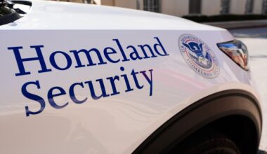 Lawmakers struggle to end Homeland Security funding lapse