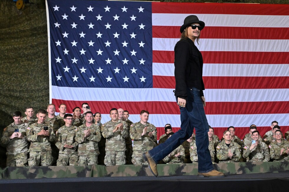 Army reviewing AH-64 Apache helicopter maneuvers near Kid Rock's home