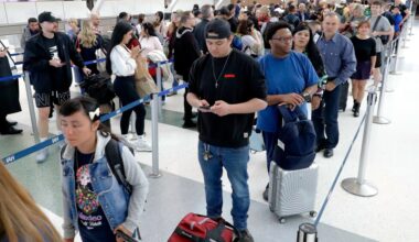 Bill to fund Homeland Security fails again despite airport lines