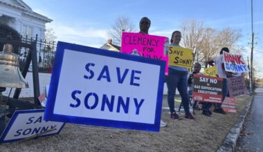 Alabama governor spares death row inmate Charles 'Sonny' Burton
