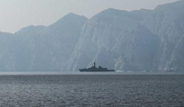 Iran's threat to burn ships is choking off Persian Gulf oil flow to world