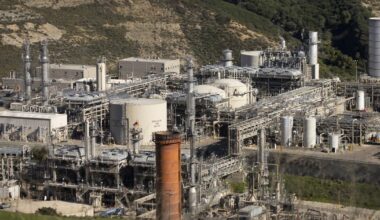 Sable Offshore Corp. begins pumping oil off California coast