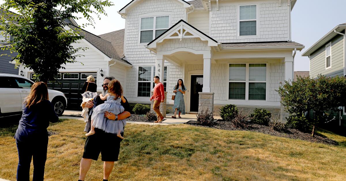 Life after California: People find dramatically lower costs, are more likely to buy homes, new data shows