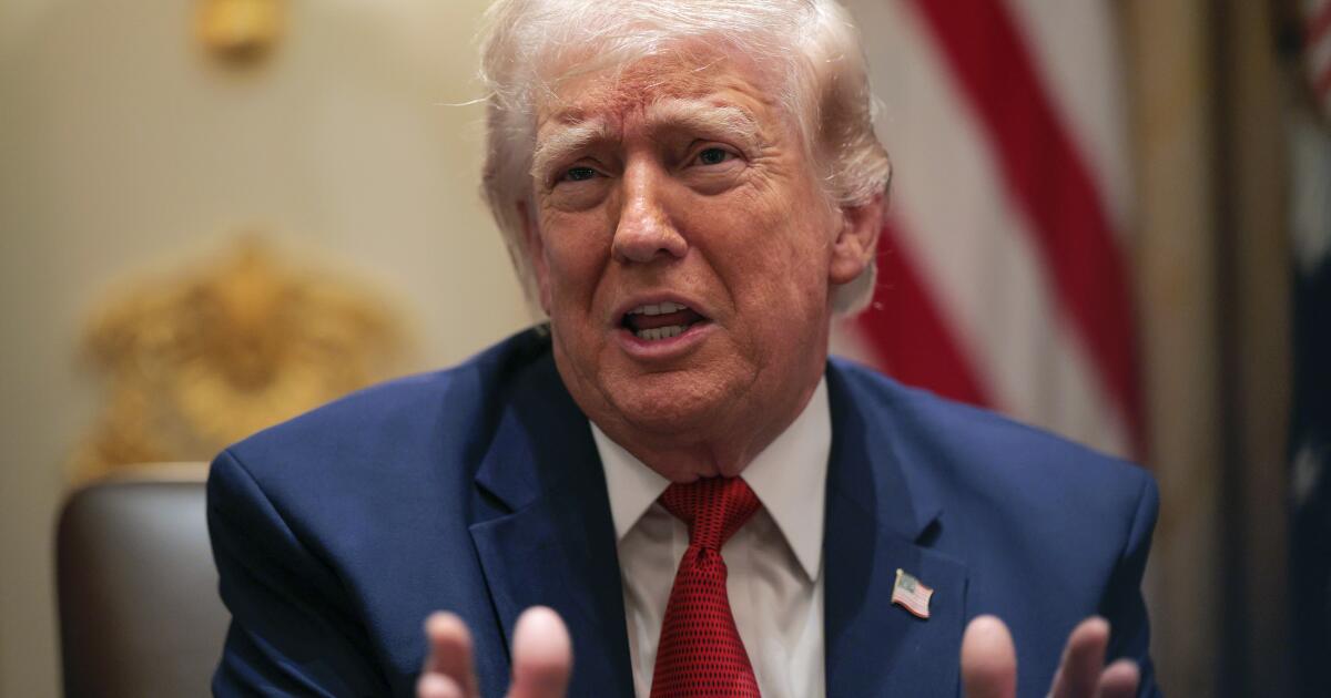 Trump jokes, rants, talks price of pens as Iran war enters fifth week