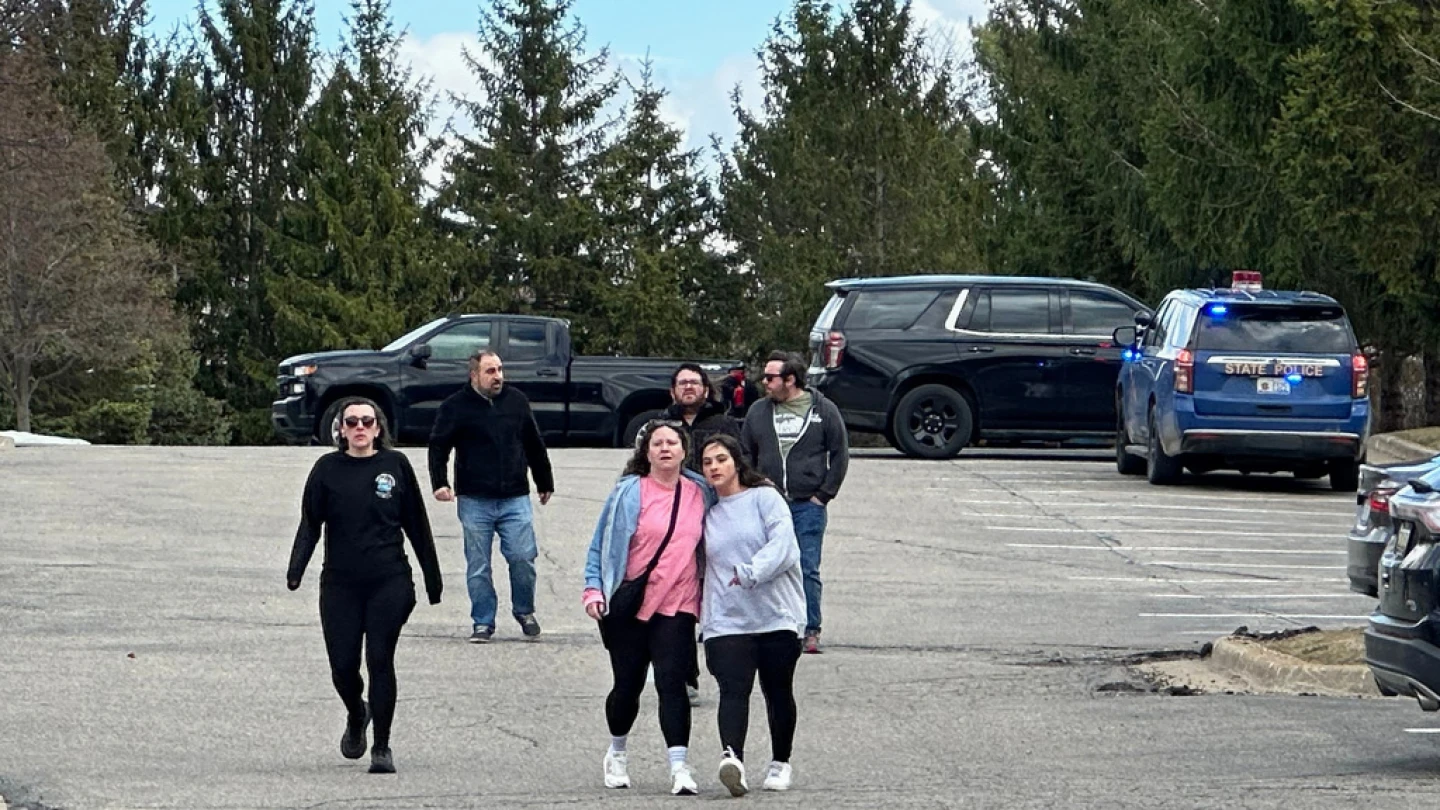 Police in Detroit area respond to "active shooter situation" at Temple Israel