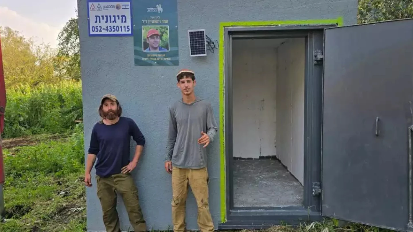 60 bomb shelters deployed to unprotected Israeli farms - JNS.org