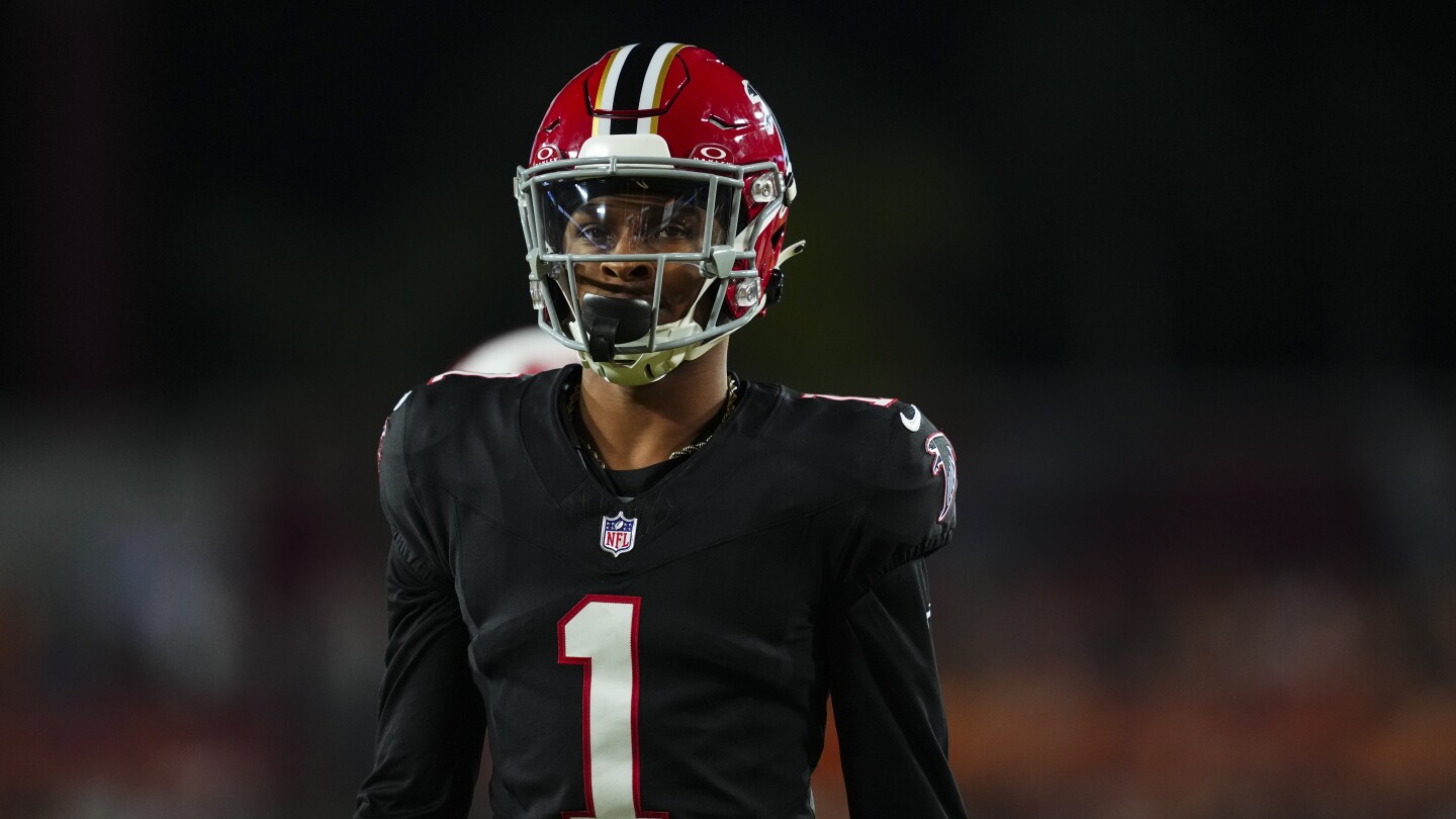 Darnell Mooney will join the Giants