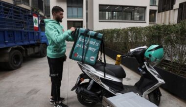 As Israel Expands Strikes on Beirut, Delivery Drivers Steer Clear of Danger