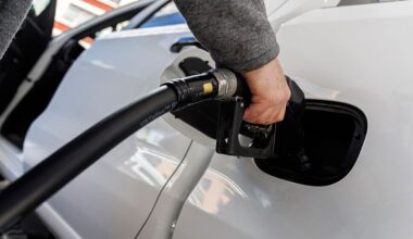 Economy Whipsawed by Iran War, Rising Cost of Oil | National News