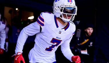 Report: Bills trade Taron Johnson to Raiders