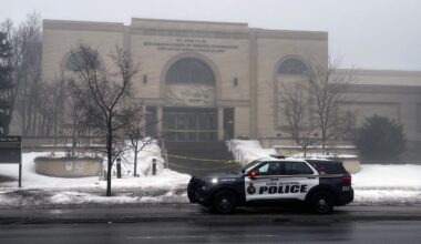 Police investigate after shots fired at Thornhill synagogue