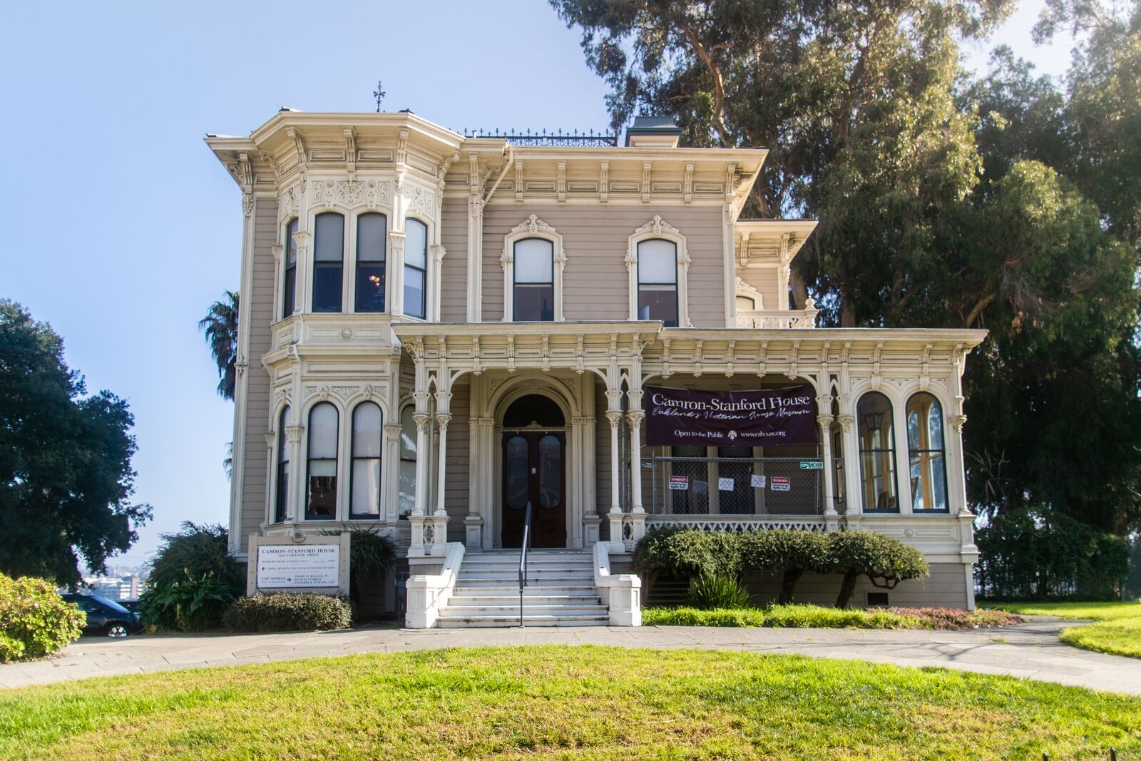  Camron Stanford House 01