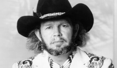 David Allan Coe, Singer Who Personified Outlaw Country, Dies at 86