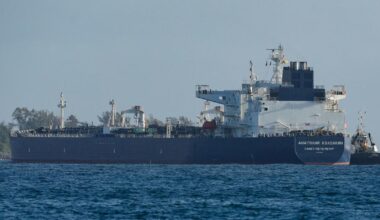 Trump administration expected to keep waiving Russian oil sanctions as Iran call looms