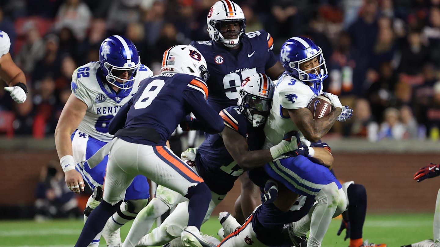 Will the Auburn Tigers seal Israel Abrams' recruitment when the 4-star announces his commitment on Friday?