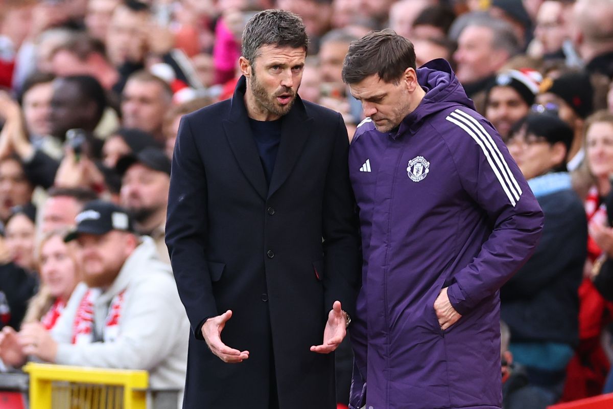 Manchester United head coach Michael Carrick and Jonathan Woodgate the assistant head coach