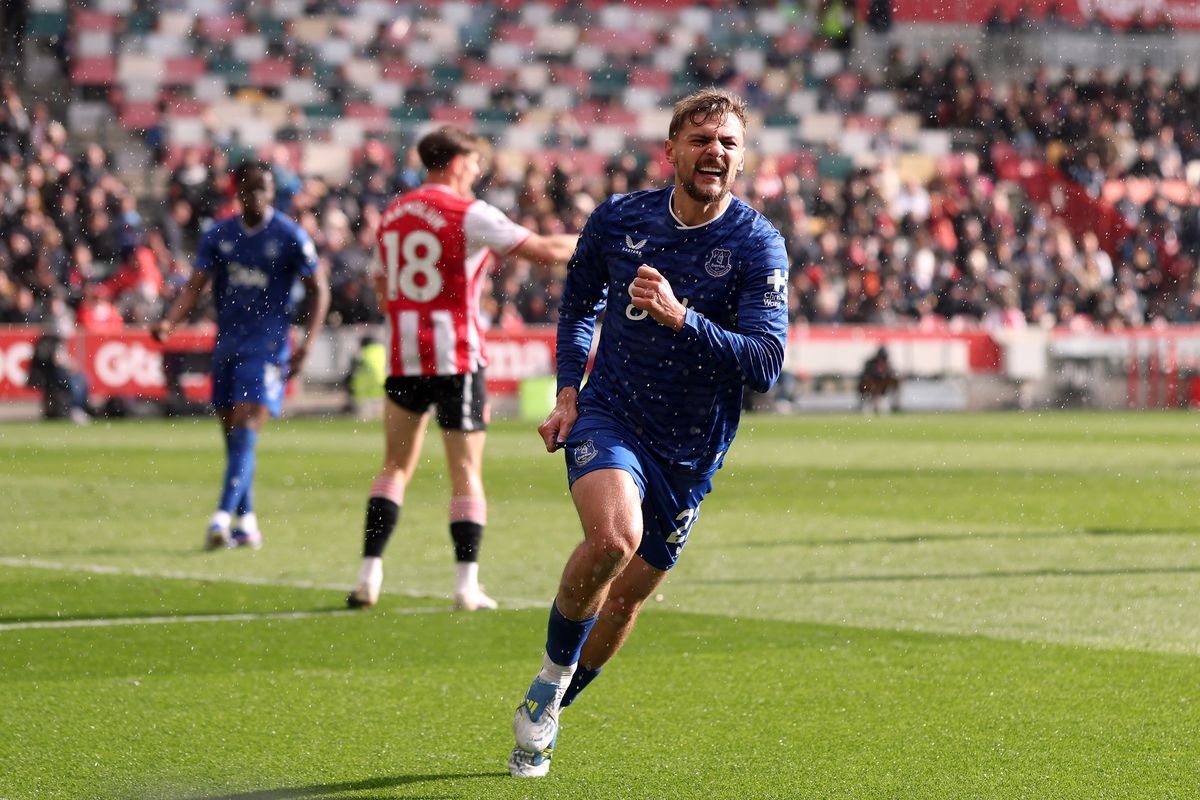 BRENTFORD, ENGLAND - APRIL 11: Kiernan Dewsbury-Hall of Everton celebrates scoring his team's second goal during the Premier League match between Brentford and Everton at Gtech Community Stadium on April 11, 2026 in Brentford, England. (Photo by Alex Pantling/Getty Images)