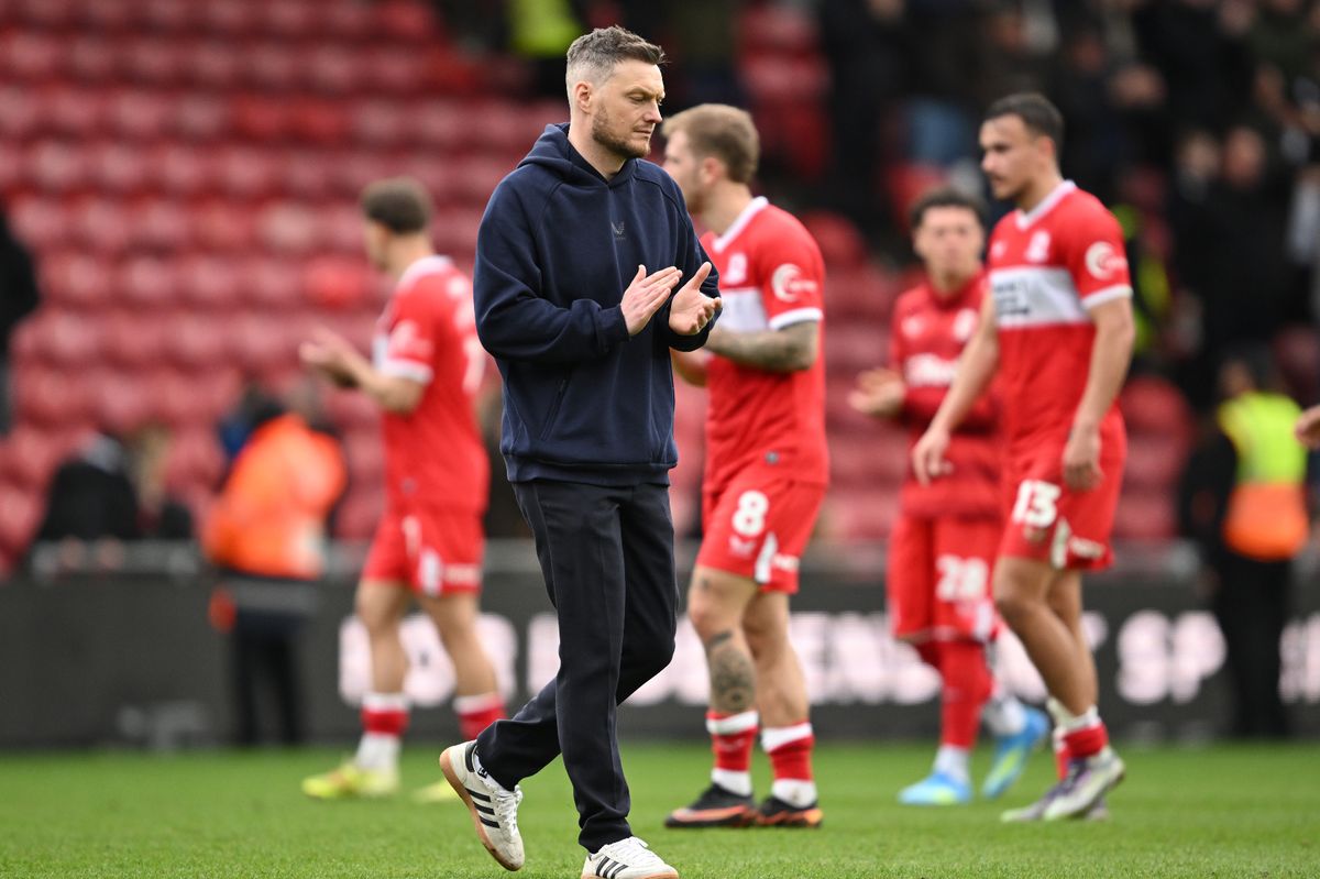 Head coach Kim Hellberg looks dejected