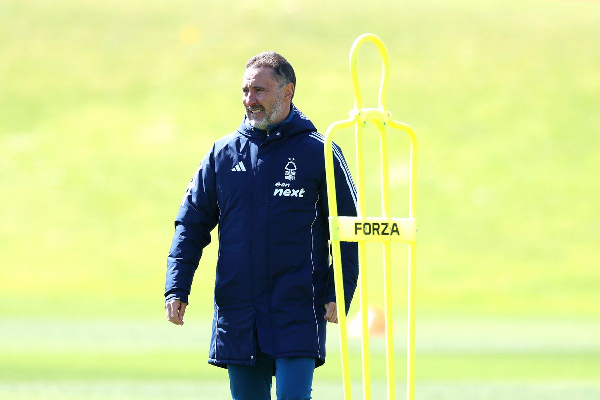 Nottingham Forest head coach Vitor Pereira