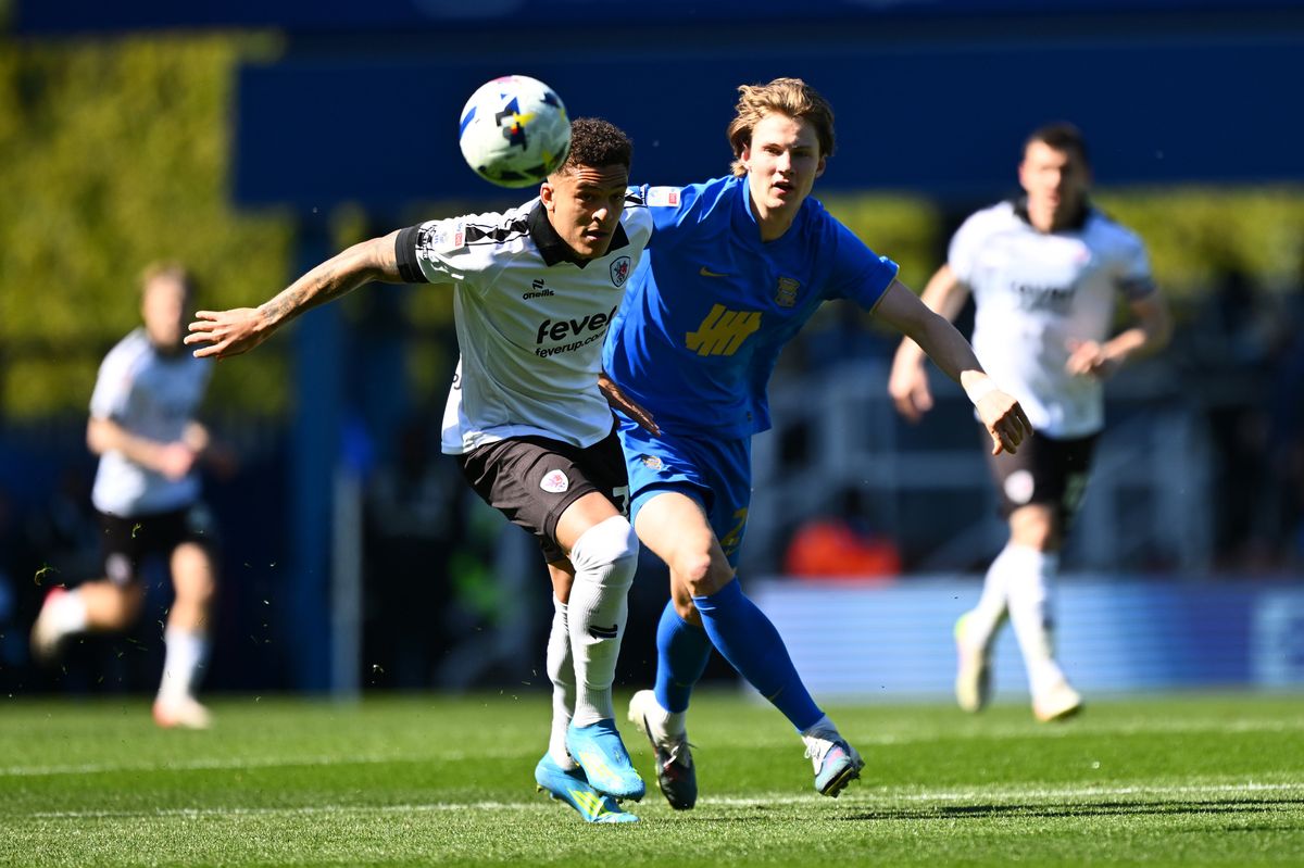 Seb Naylor of Bristol City battles for possession with August Priske of Birmingham City 