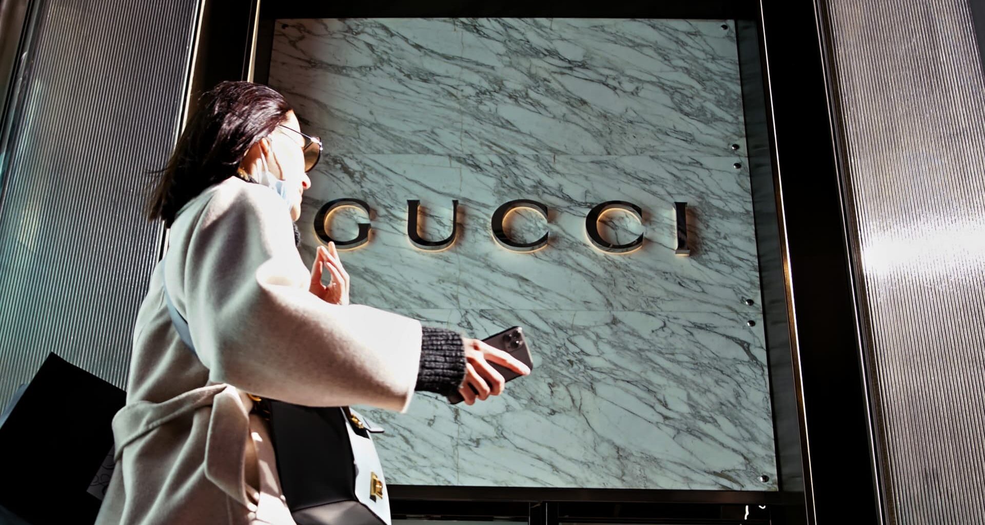 Luxury stocks fall as Iran war hit to earnings, Hermes and Kering sink