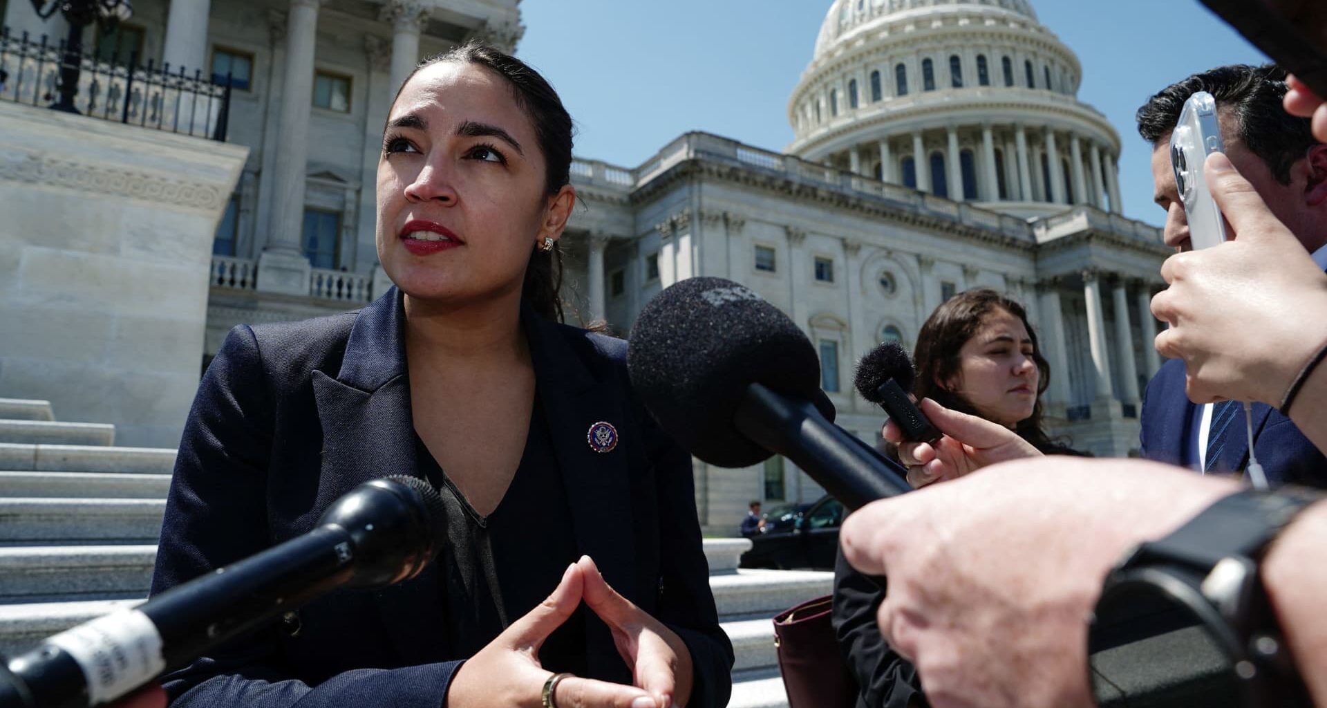 Trump faces calls for removal over threats to wipe out Iran civilization