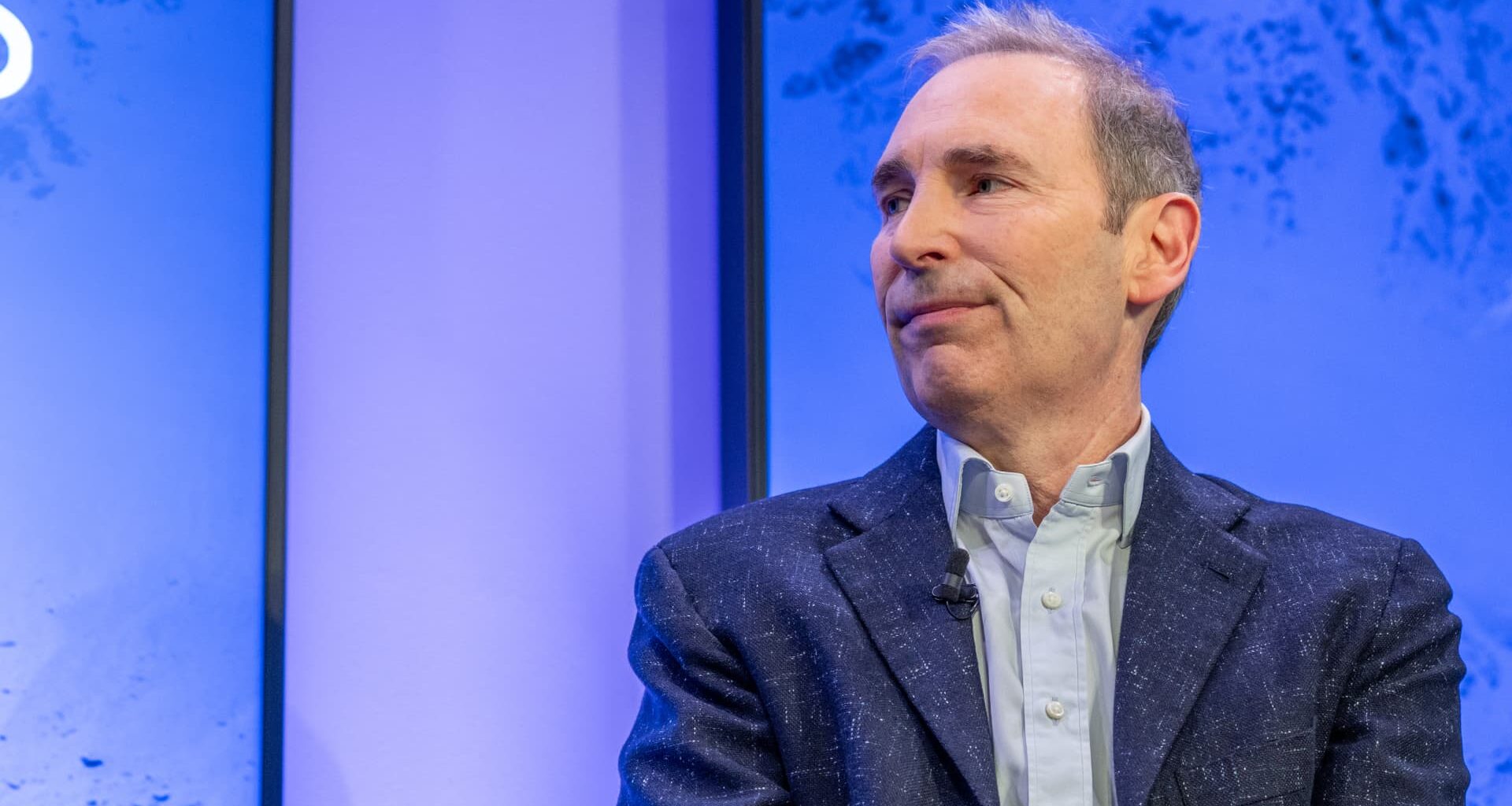 Amazon invest up to $25 billion in Anthropic part of AI infrastructure