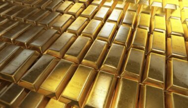 Gold drifts lower with eyes on U.S.-Iran developments